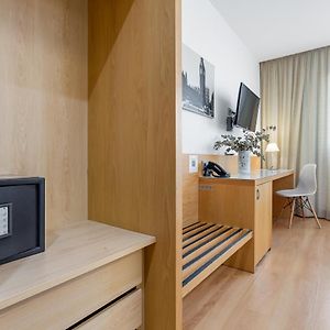 Habitación con 2 Camas Individuales
